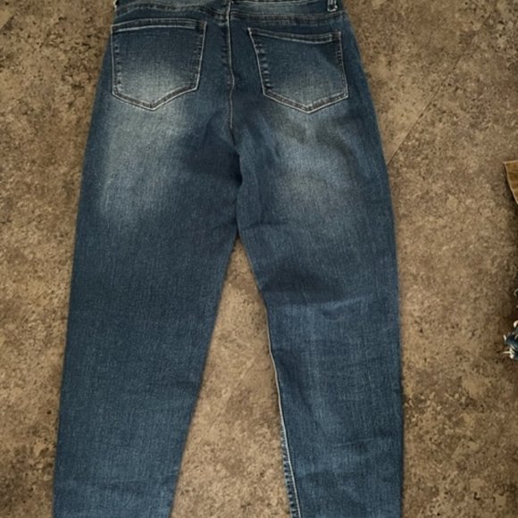 Cleo High Rise denim jeans - Size 2 - Picture 2 of 2